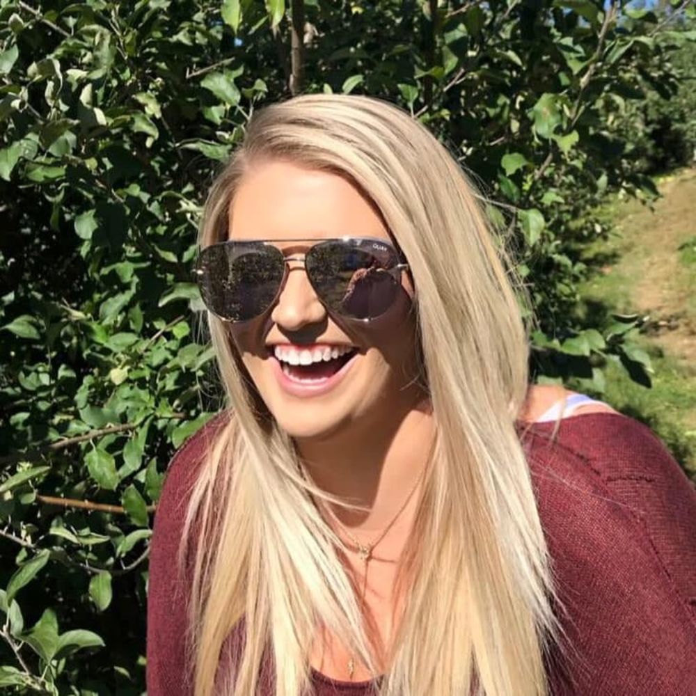 Meet your Posher, Marissa